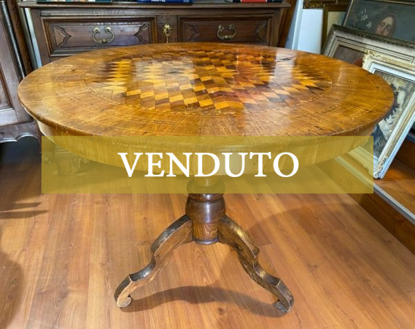 Antico tavolo sorrentino lastronato ed intarsiato dell‘800 (XIX secolo) - Immagine principale