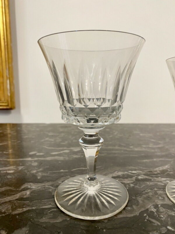 Servizio bicchieri in cristallo Baccarat da 29 pezzi: un bicchiere