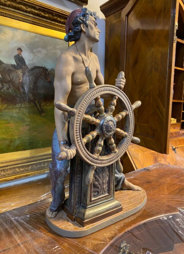 Statua Lladró di porcellana raffigurante un marinaio