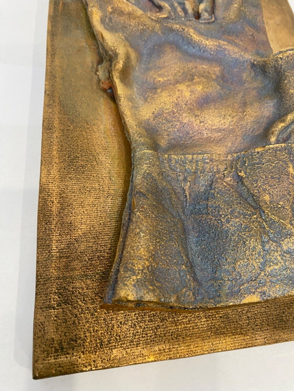 Scultura in bronzo di Claudio Costa – Crisalide – 006 – Dettaglio