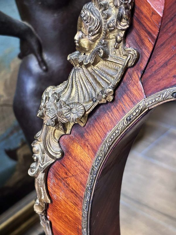 Bureau stile Napoleone III, fine ‘800 - Dettaglio della decorazione