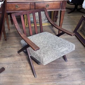 Frau: coppia di poltrone di design, anni ‘60 - Vista di tre quarti dall'alto