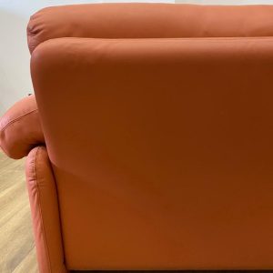 Divano C&B Italia “Coronado” - Designer Afra e Tobia Scarpa - Il retro del divano (particolare)