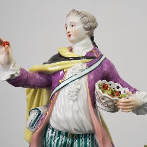 Statuina in porcellana, Meissen: gentiluomo con cane - Particolare del busto