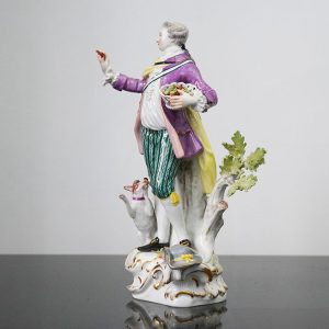 Statuina in porcellana, Meissen: gentiluomo con cane - Immagine laterale