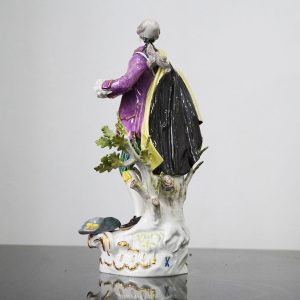 Statuina in porcellana, Meissen: gentiluomo con cane - Immagine posteriore
