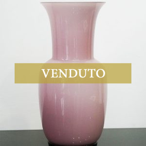Vaso Venini in vetro color cipria, 1985 - Immagine principale - VENDUTO